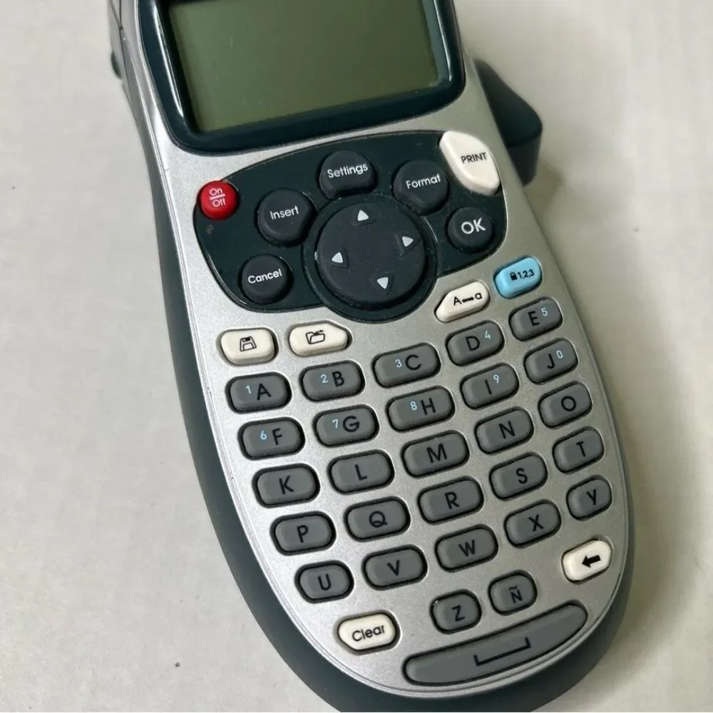 Dymo Letra tag Label Maker Untested - Picture 2 of 7